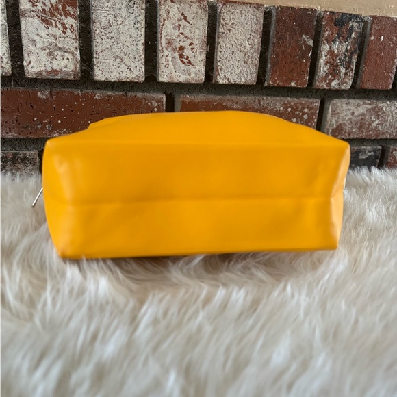 Colorful Women's Clutch Set - Picture 4 of 16